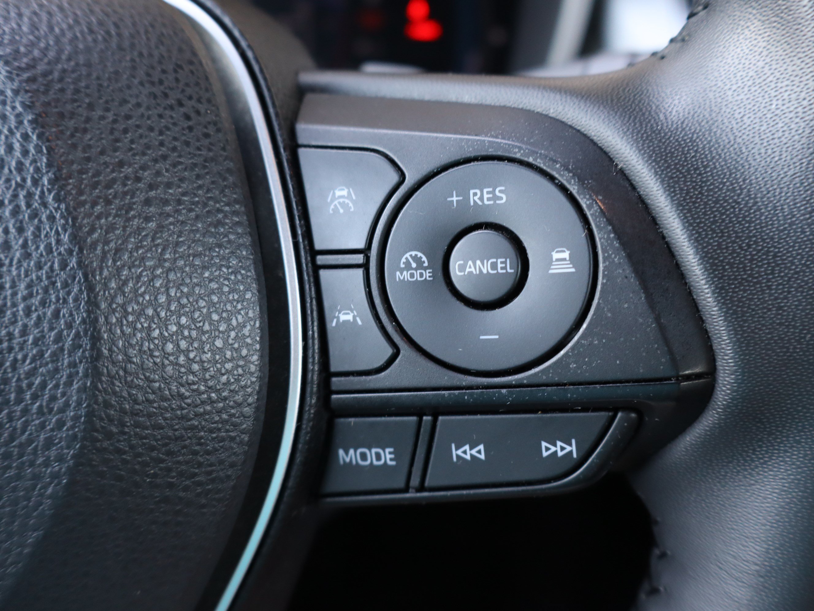 Used 2024 Toyota Corolla XSE FWD image 20
