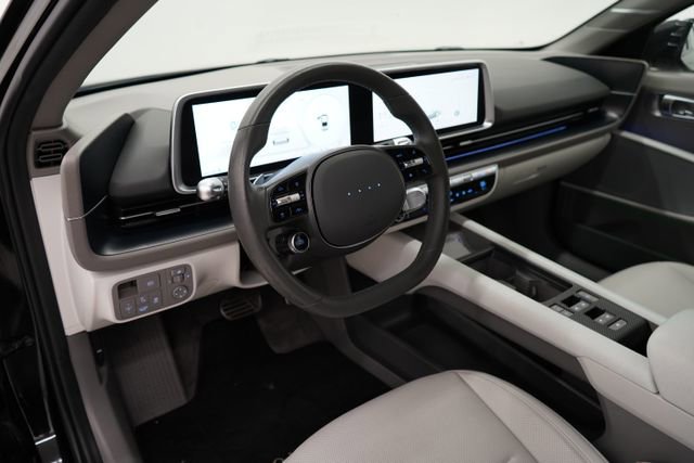Used 2024 Hyundai Ioniq 6 Limited image 14