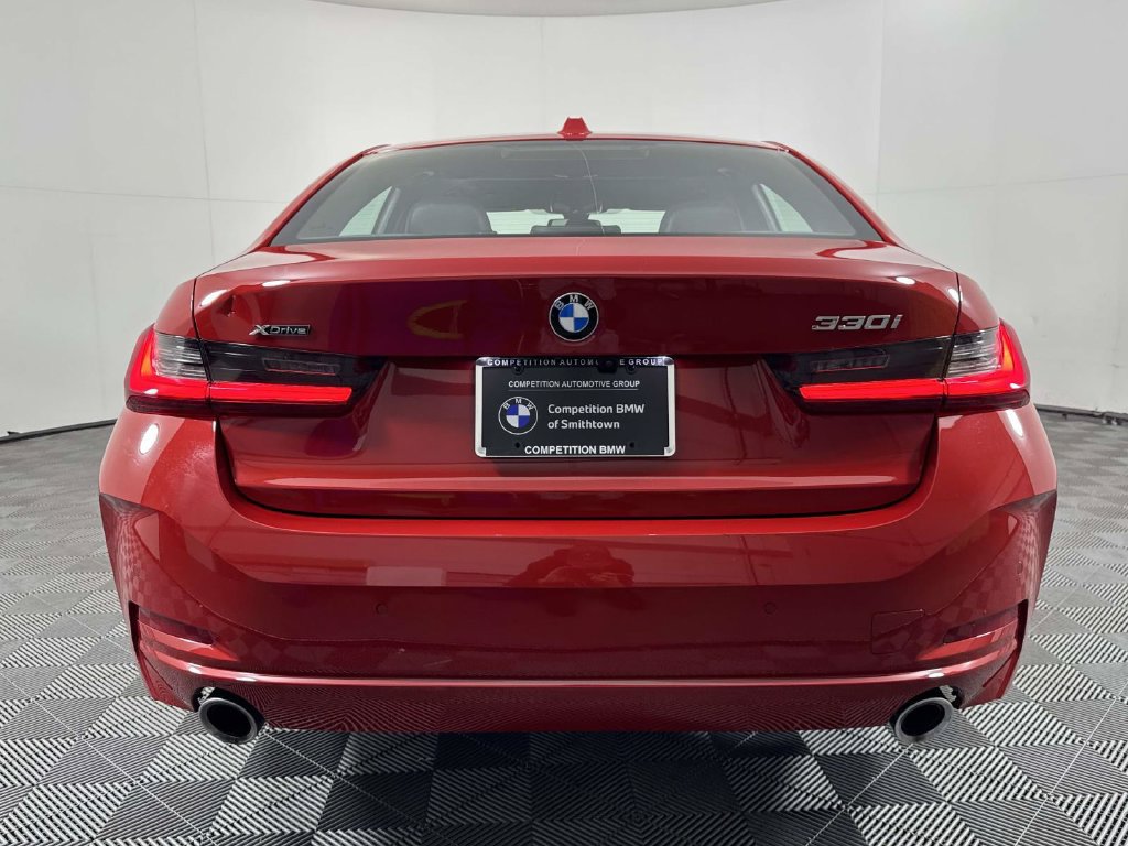 Used 2024 BMW 330i xDrive Sedan w/ Convenience Package AWD/4WD image 9