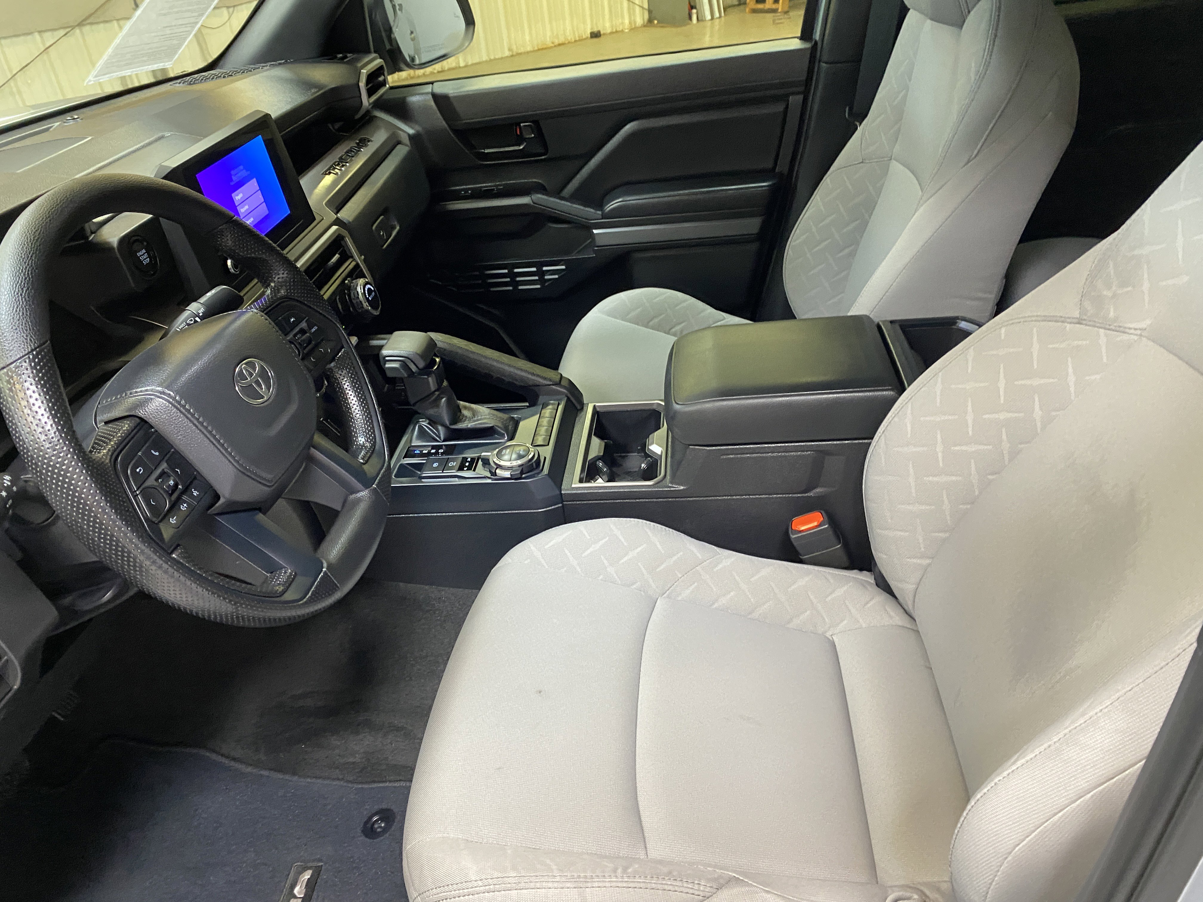 Used 2025 Toyota Tacoma SR5 image 21