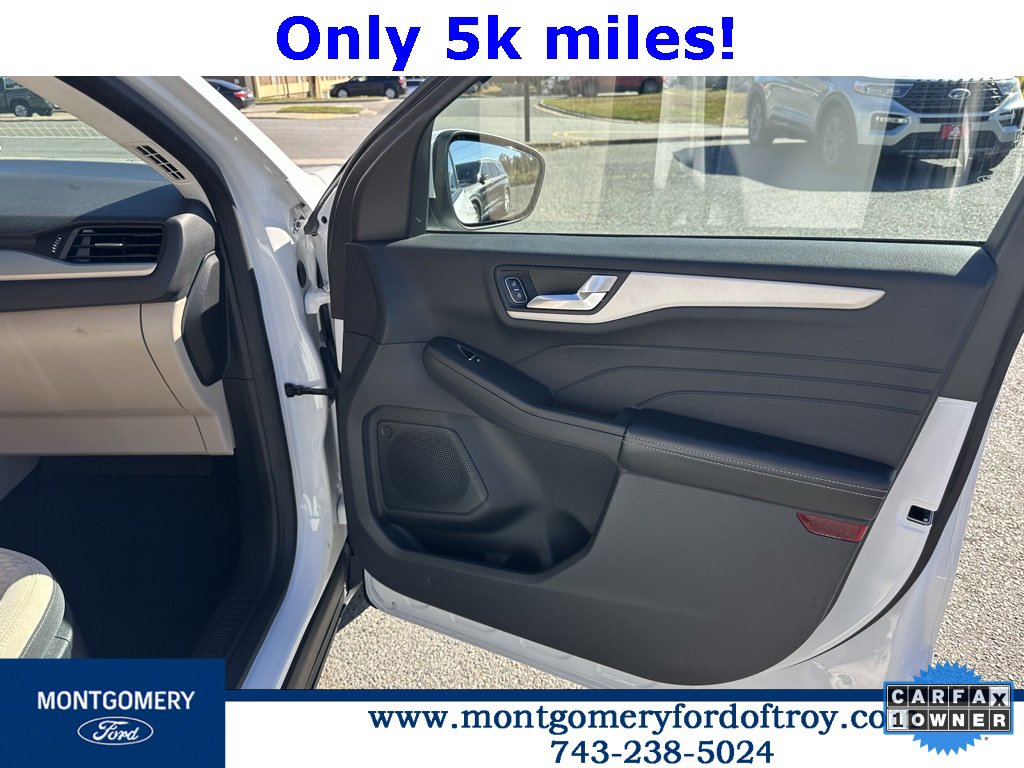 Used 2021 Ford Escape SE w/ Convenience Package image 16