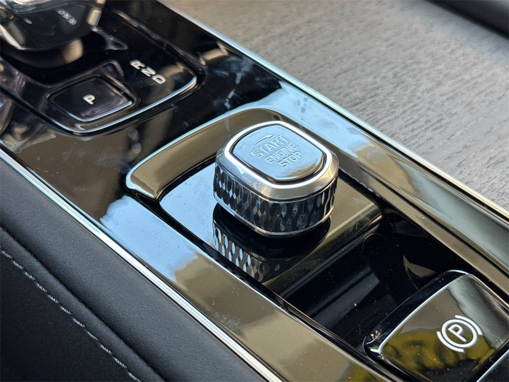 New 2026 Volvo XC90 B6 Ultra image 23