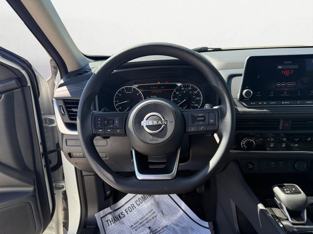 Used 2024 Nissan Rogue S FWD image 12