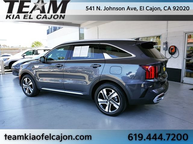Certified 2022 Kia Sorento SX w/ Panoramic Sunroof Package AWD/4WD image 7