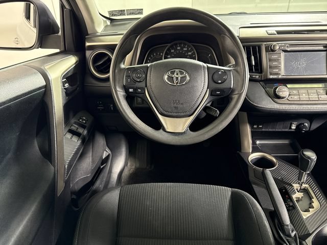 Used 2015 Toyota RAV4 XLE AWD/4WD image 25