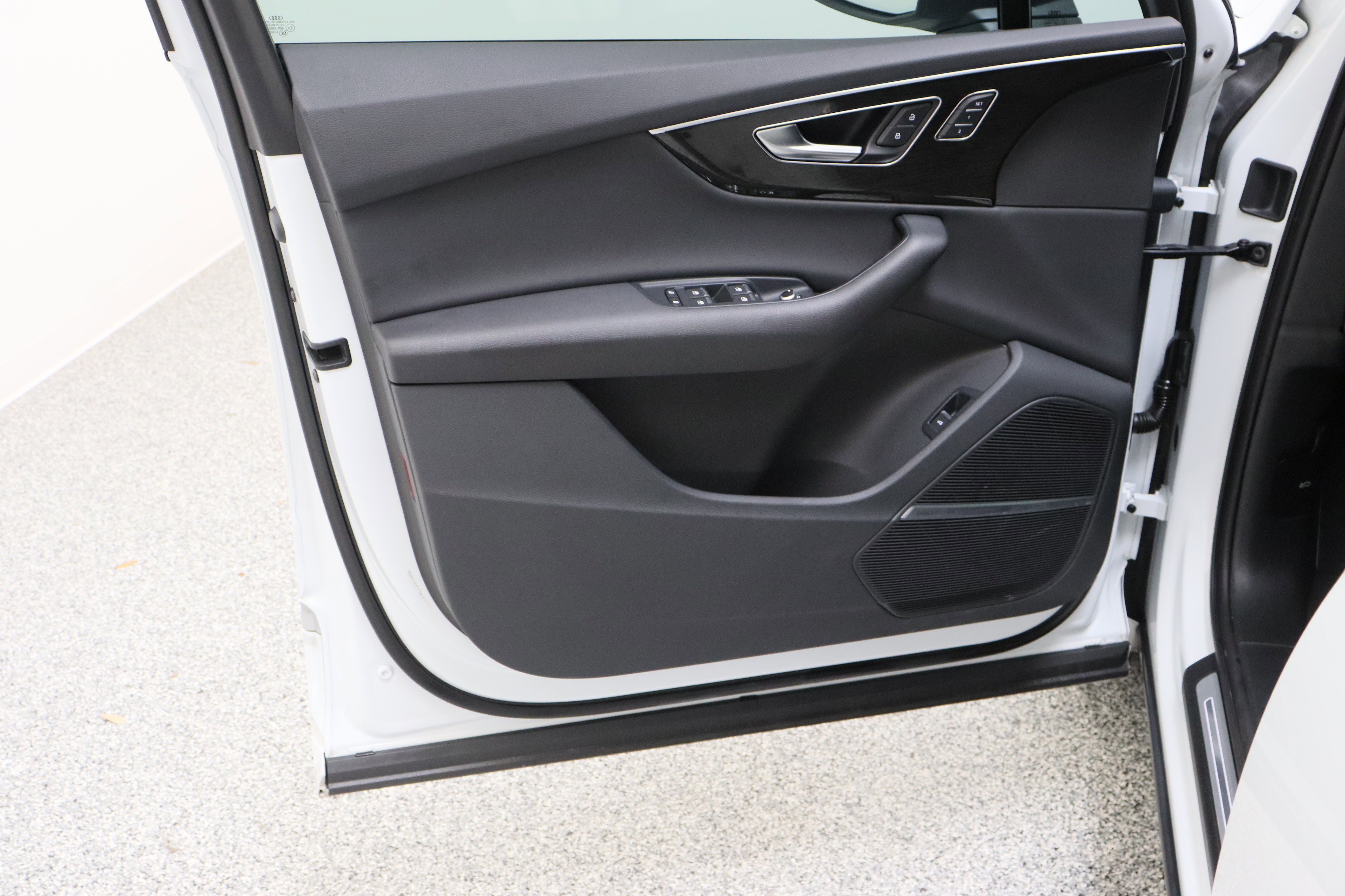 Used 2022 Audi Q7 3.0T Premium Plus image 12