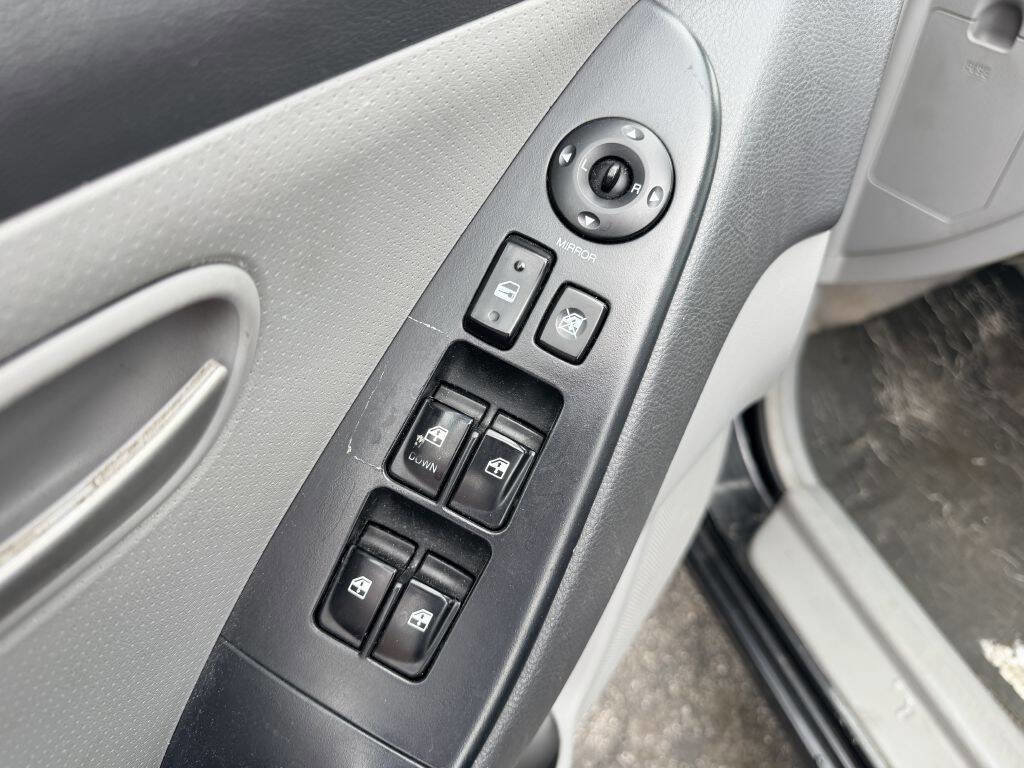 Used 2007 Hyundai Elantra GLS FWD image 7