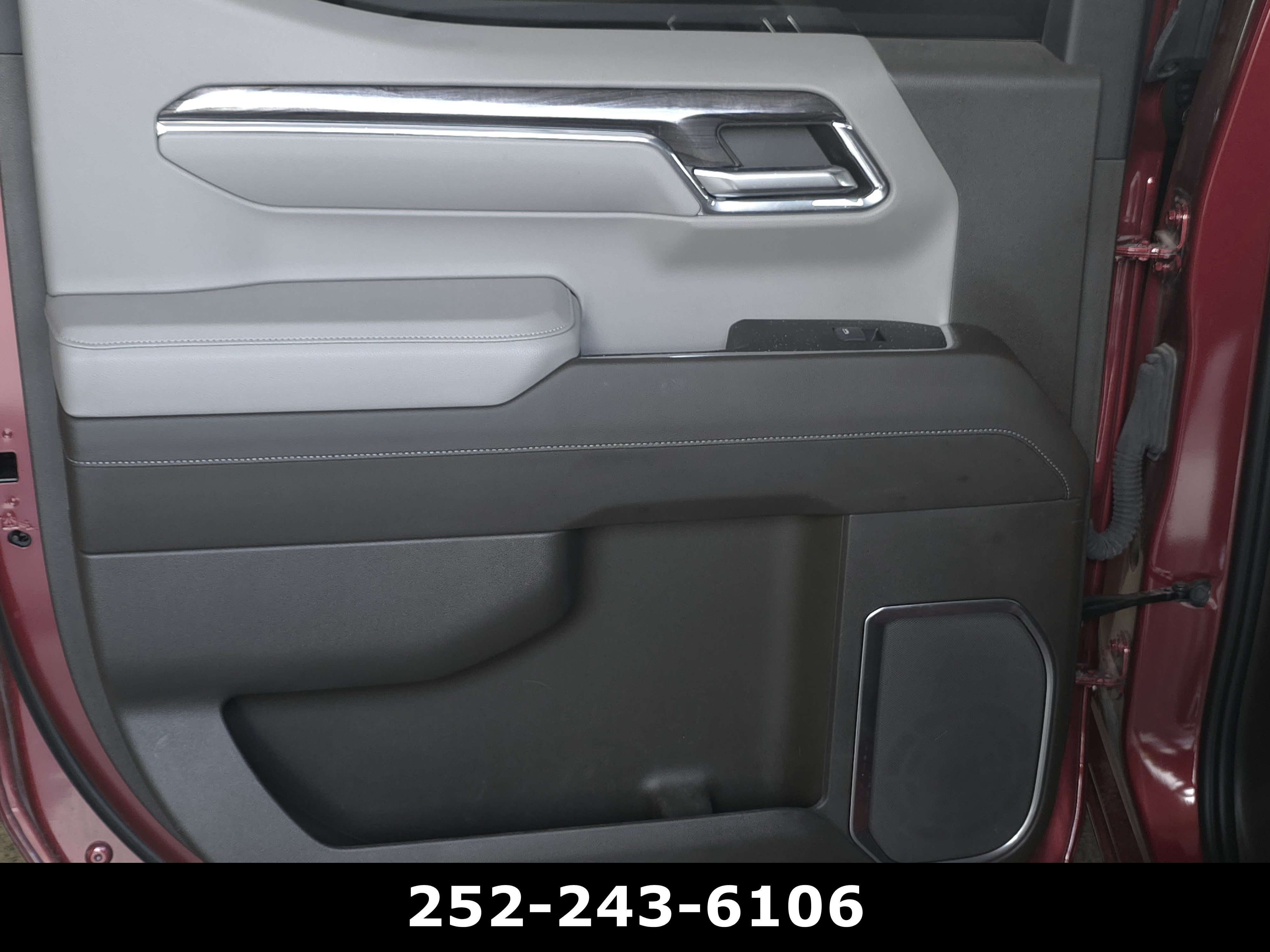 Used 2023 Chevrolet Silverado 1500 LTZ w/ LTZ Premium Package AWD/4WD image 29