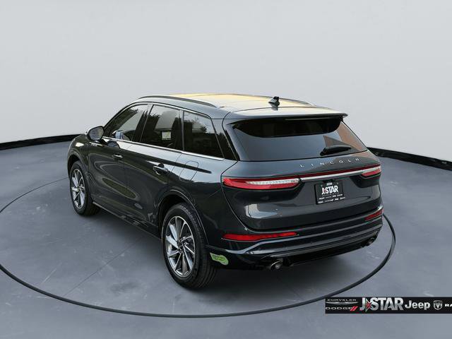 Used 2022 Lincoln Corsair Grand Touring image 7