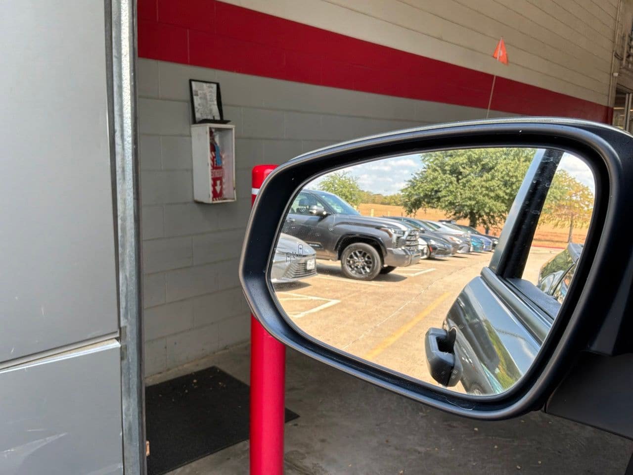 Used 2024 Toyota Tacoma TRD Off-Road w/ TRD Off Road Premium Package AWD/4WD image 23