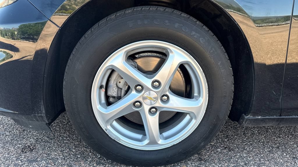 Used 2018 Chevrolet Malibu LS w/ LPO, Convenience Package 1 FWD image 16