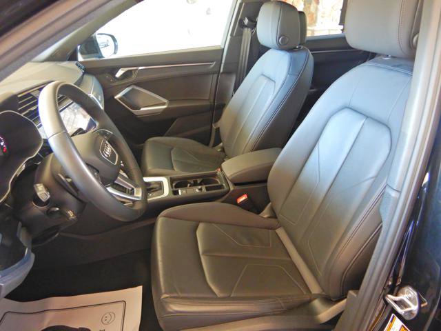 Used 2025 Audi Q3 2.0T Premium image 12