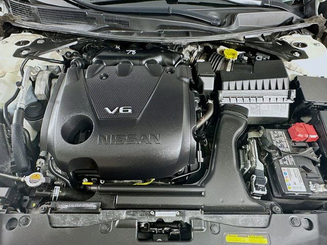 Used 2023 Nissan Maxima Platinum w/ Sport Mat Group FWD image 32