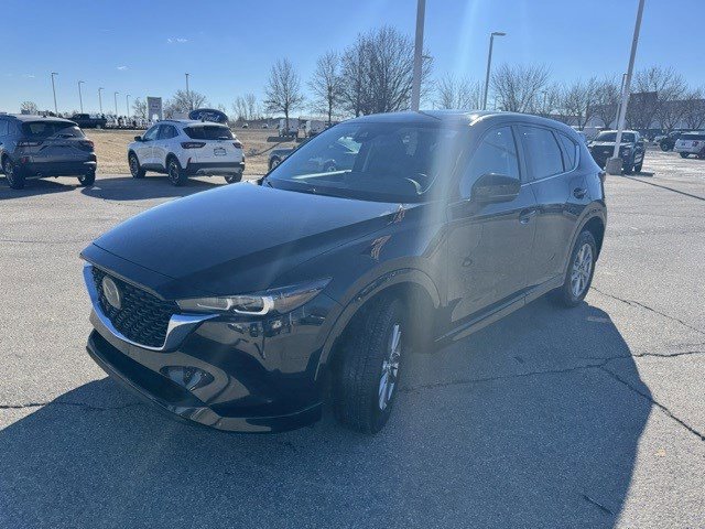 Used 2025 MAZDA CX-5 AWD 2.5 S w/ Preferred Package image 3