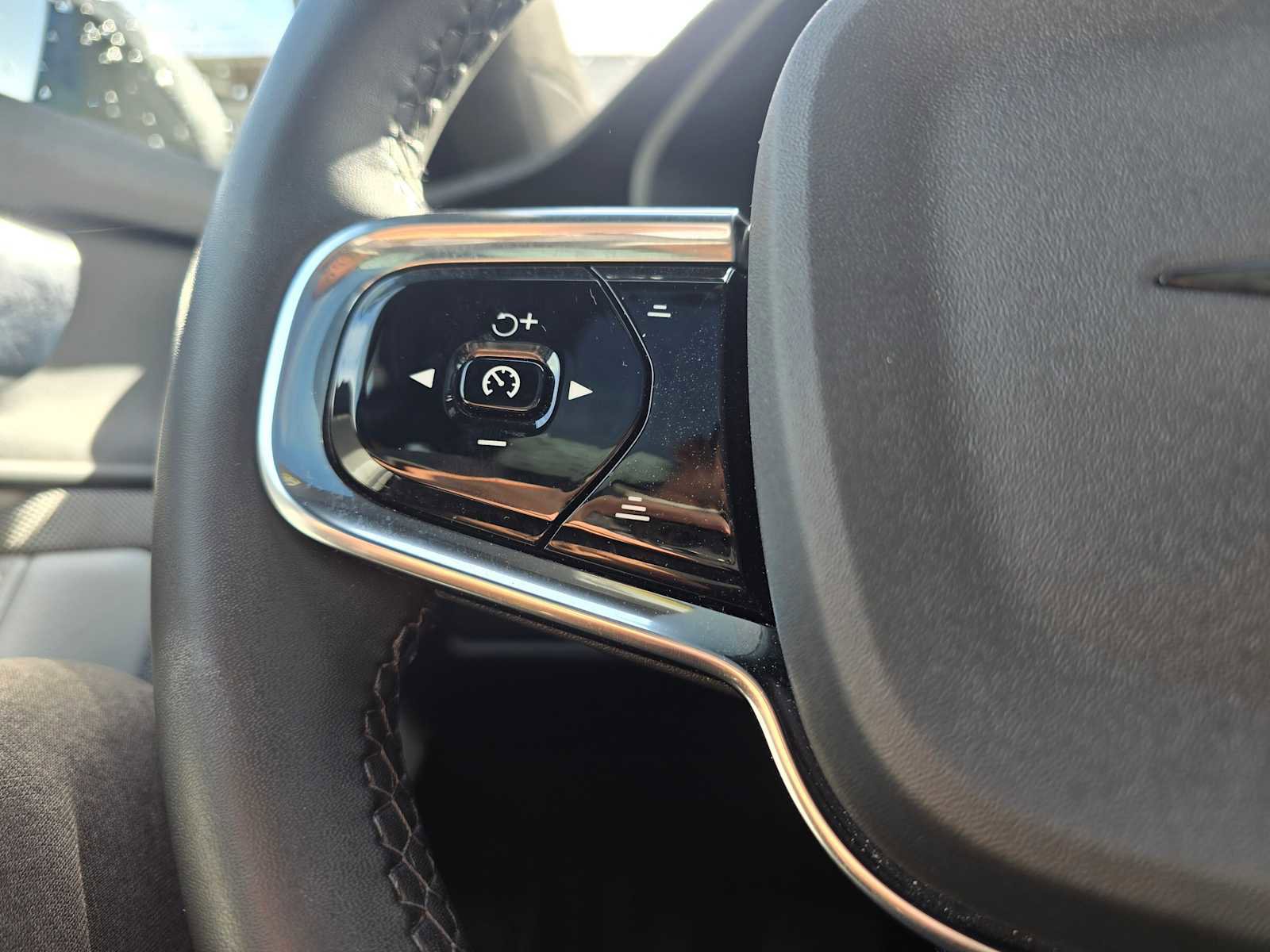 Used 2023 Polestar Polestar 2 w/ Pilot Pack image 33