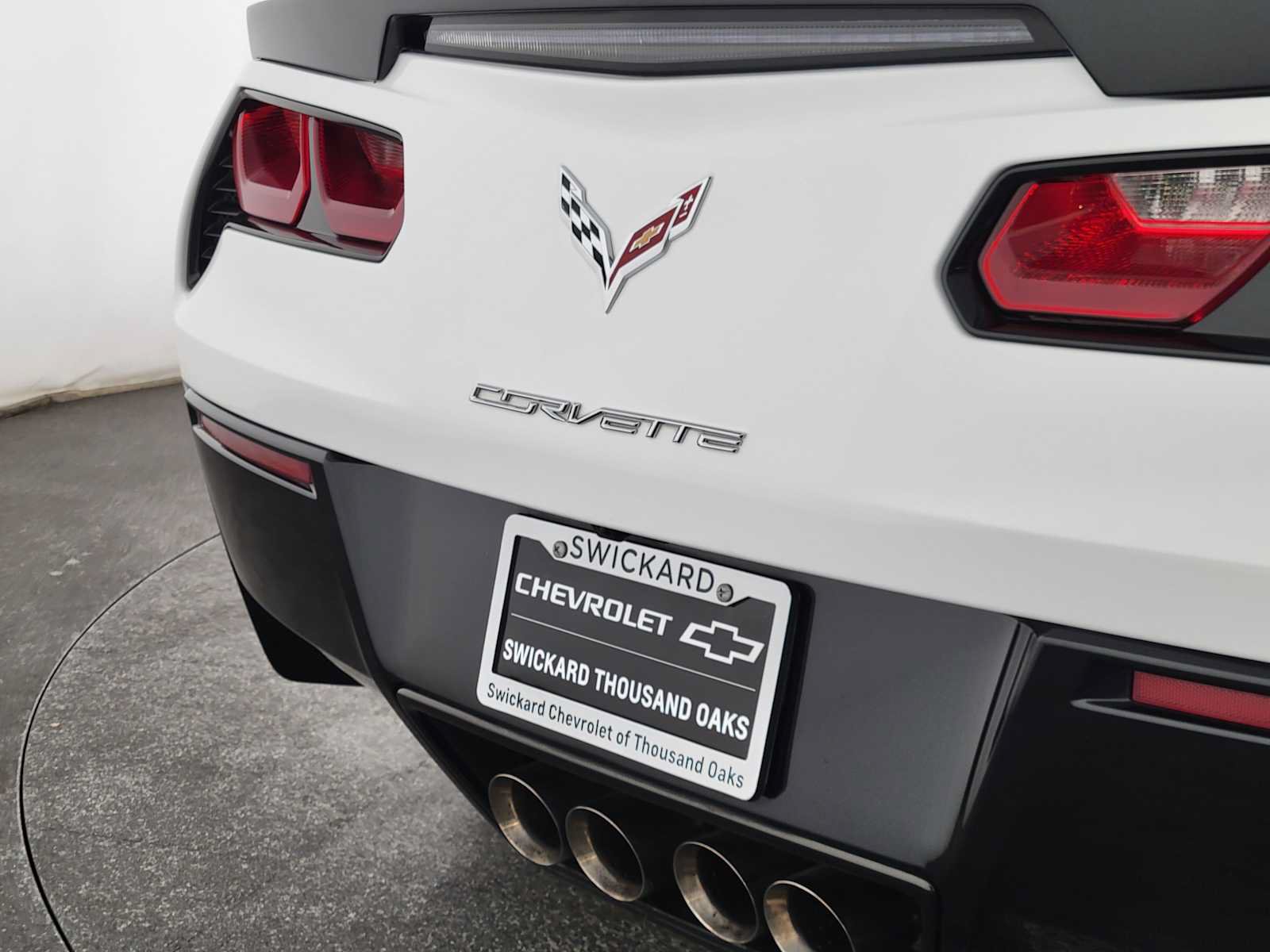 Used 2016 Chevrolet Corvette Stingray Coupe w/ 2LT Preferred Equipment Group RWD image 12
