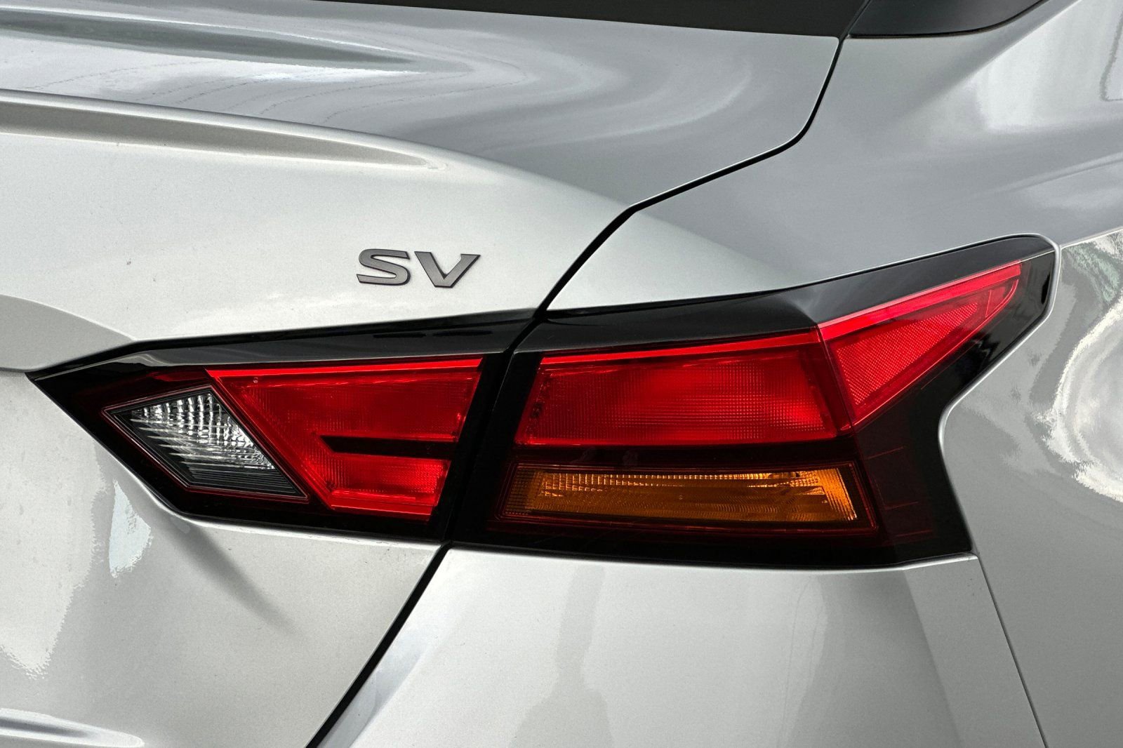 Used 2024 Nissan Altima 2.5 SV image 26