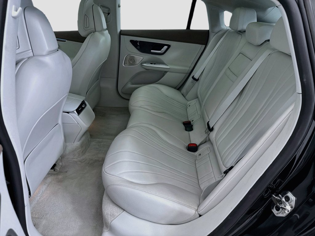 Certified 2023 Mercedes-Benz EQE 500 4MATIC Sedan image 20