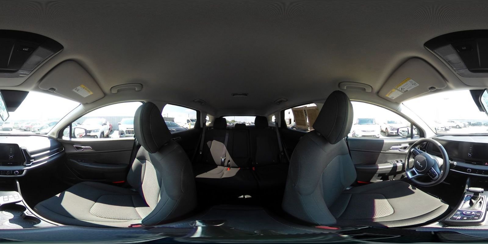 Used 2025 Kia Sportage LX FWD image 41