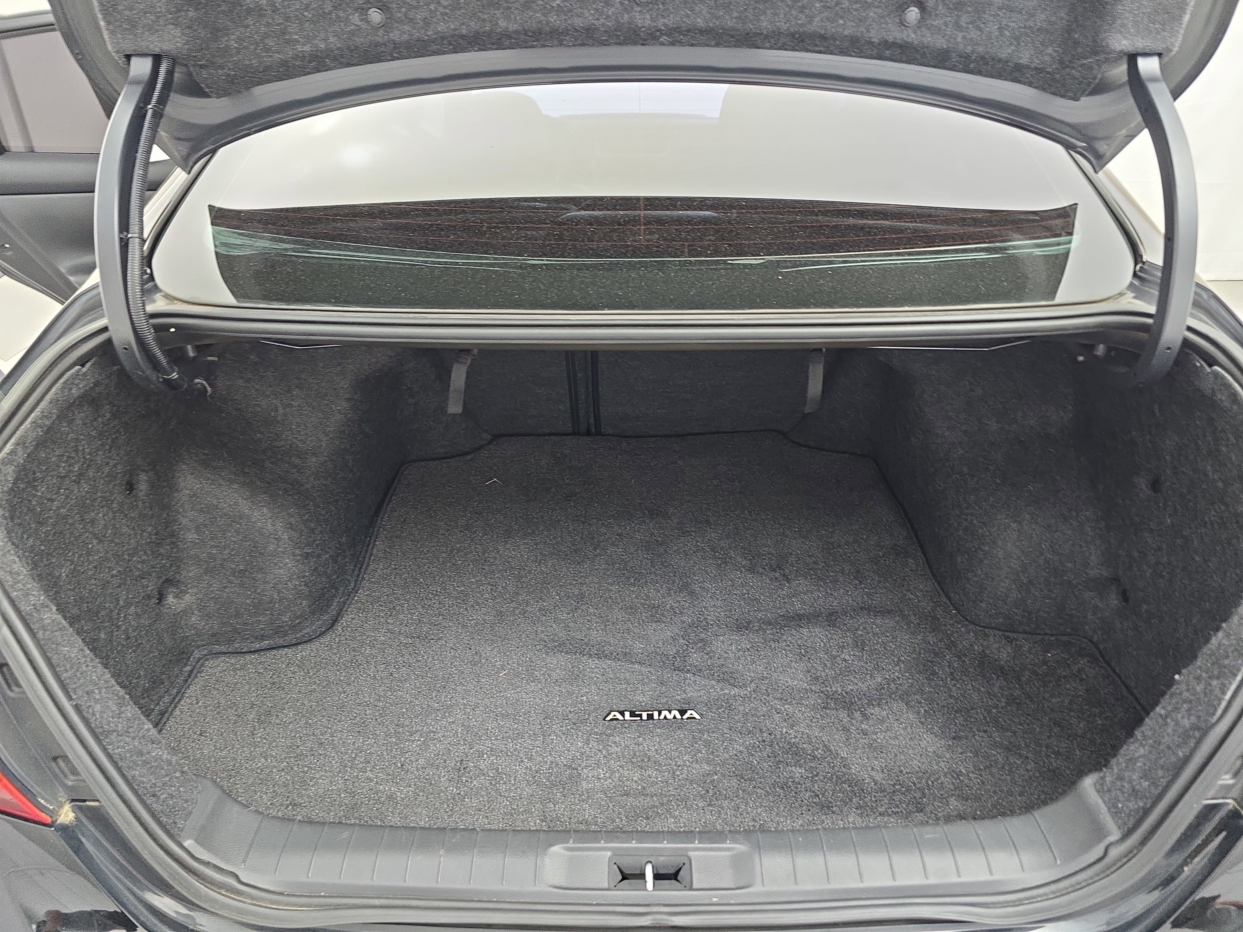 Used 2018 Nissan Altima 2.5 SR w/ SR Special Edition FWD image 12