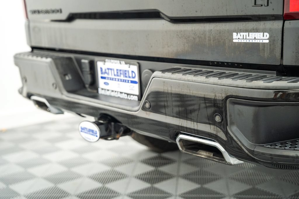 Used 2024 Chevrolet Silverado 1500 LT Trail Boss w/ LT Trail Boss Premium Package AWD/4WD image 9