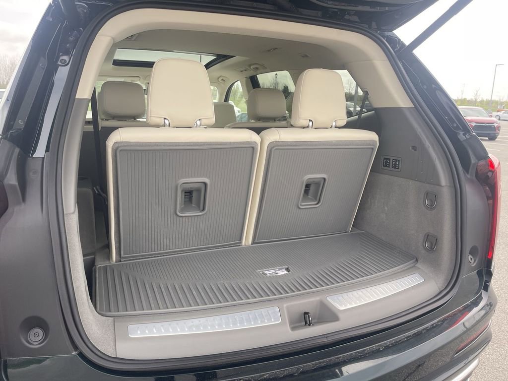 Used 2024 Cadillac XT6 Premium Luxury w/ LPO, Floor Liner Package image 15
