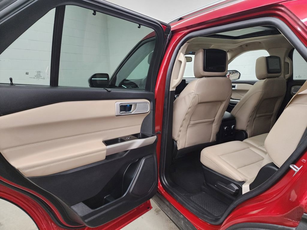 Used 2021 Ford Explorer Limited w/ Equipment Group 301A image 25