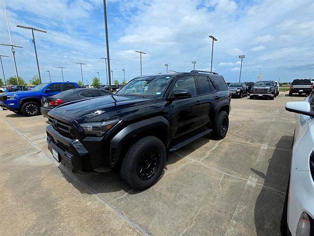 Used 2025 Toyota 4Runner SR5 image 1