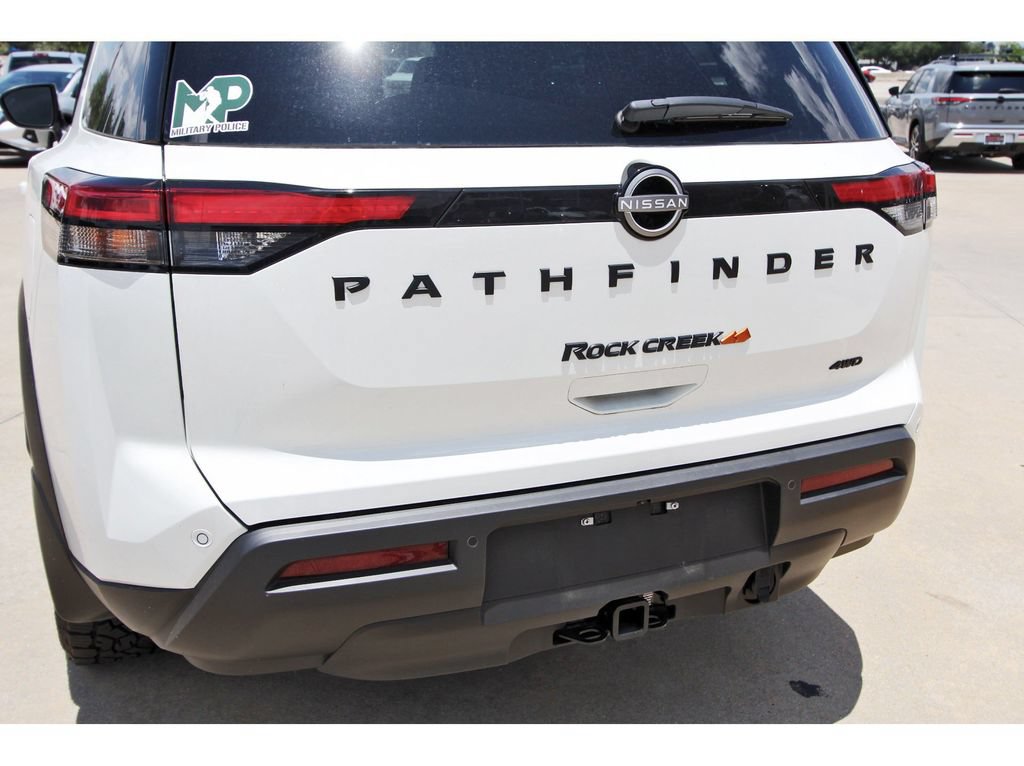 Used 2025 Nissan Pathfinder Rock Creek AWD/4WD image 7