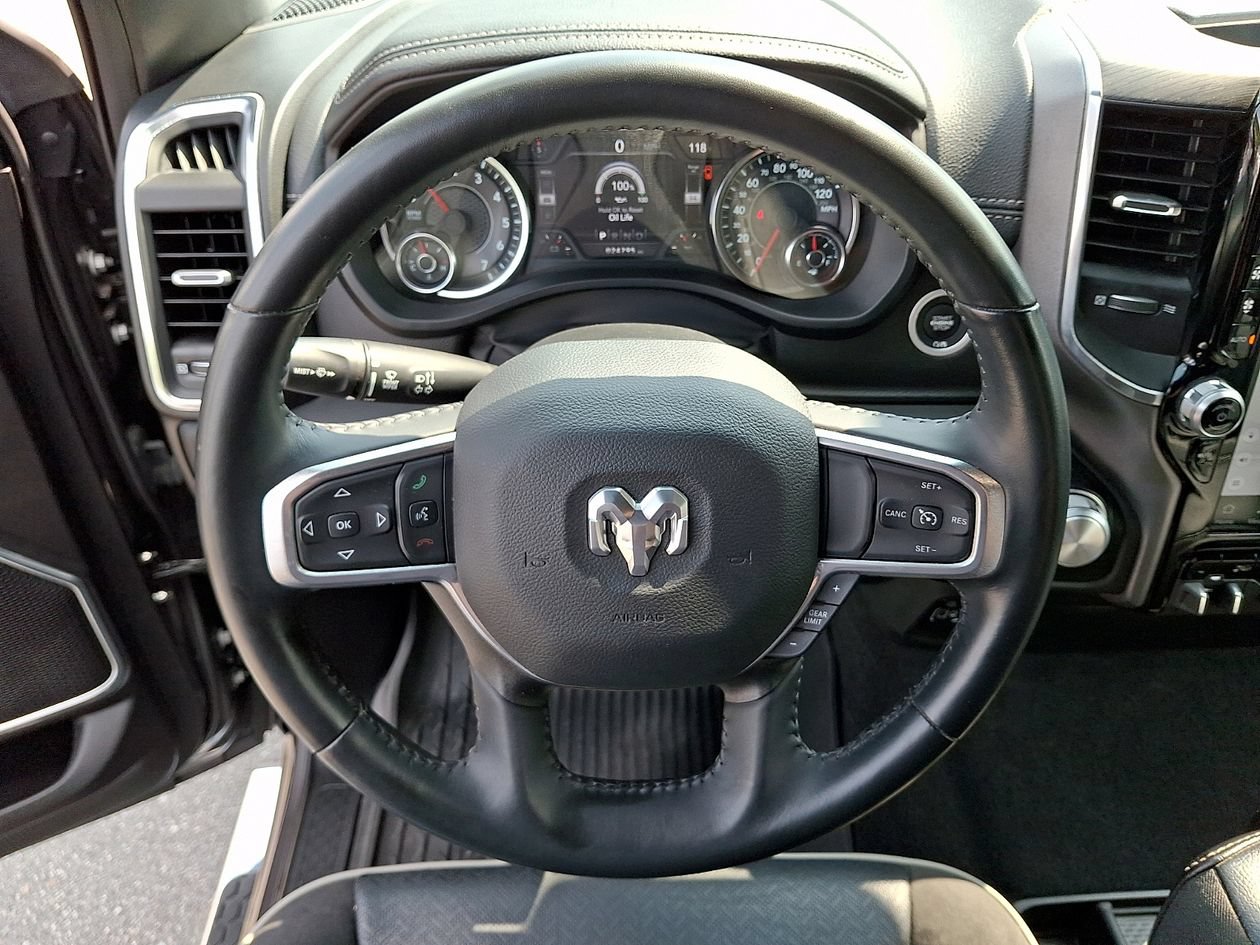 Used 2023 RAM 1500 Laramie AWD/4WD image 17