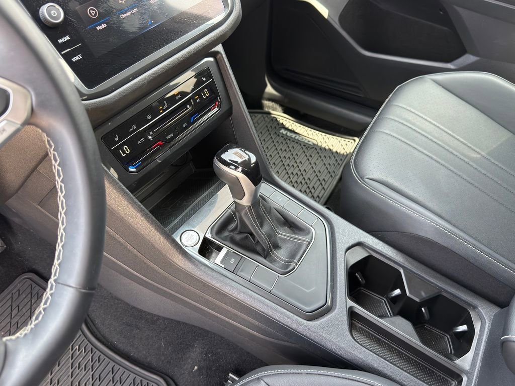 Used 2023 Volkswagen Tiguan SE FWD image 13