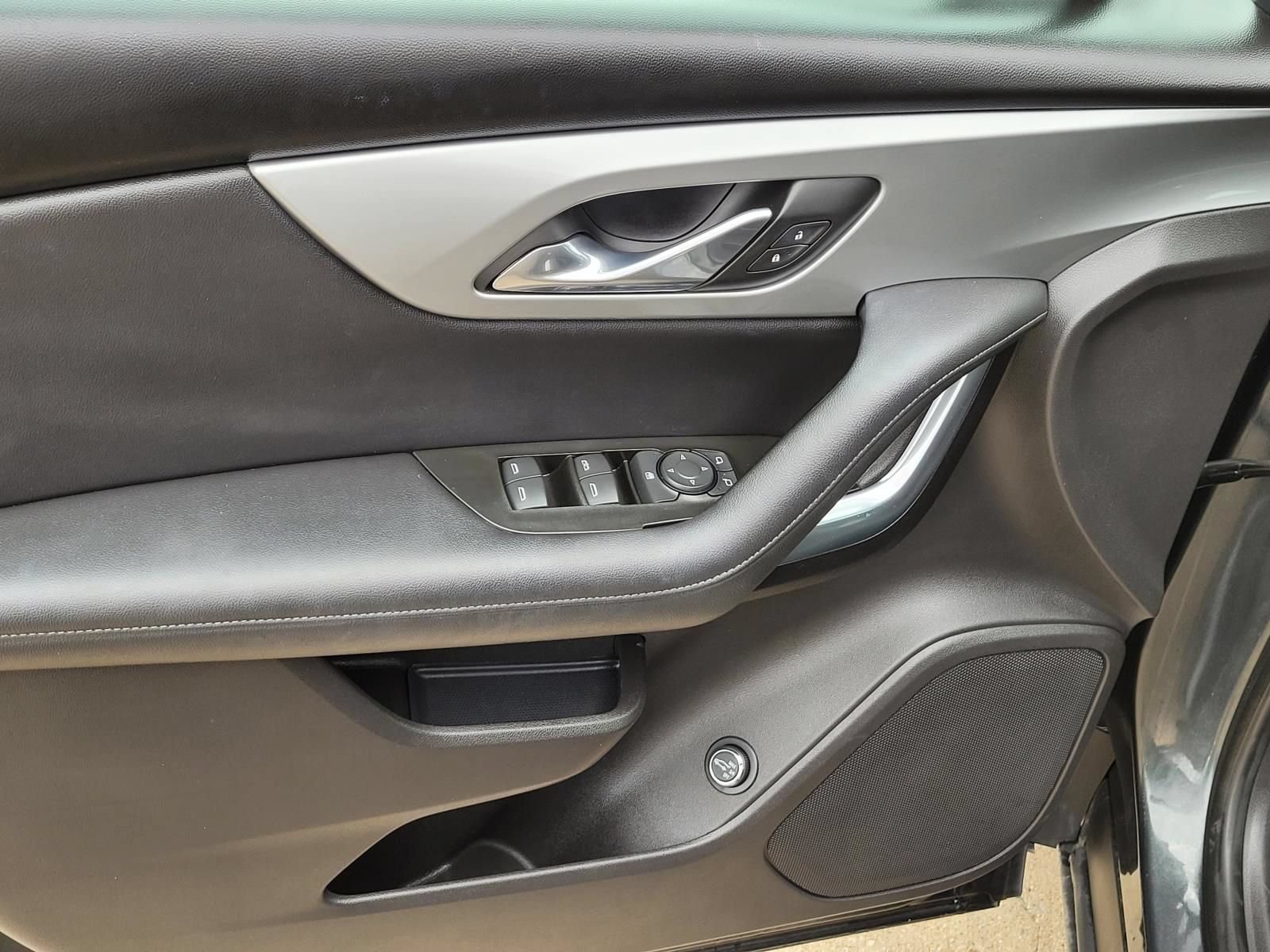 Used 2019 Chevrolet Blazer LT FWD image 19