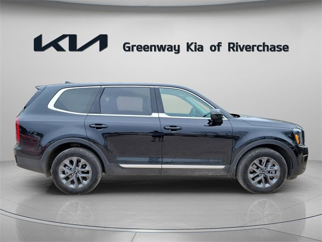 Certified 2025 Kia Telluride LX image 4