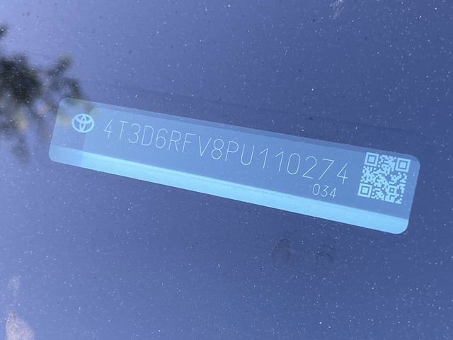 Used 2023 Toyota RAV4 Limited image 12