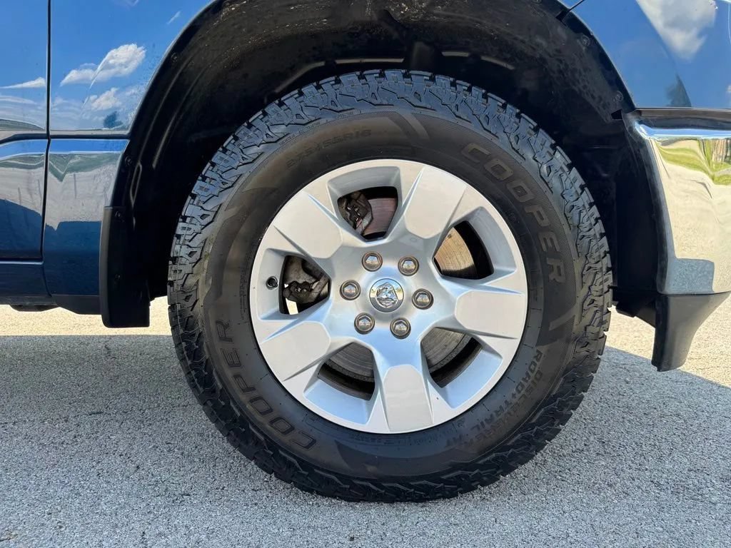 Used 2019 RAM 1500 Big Horn AWD/4WD image 30