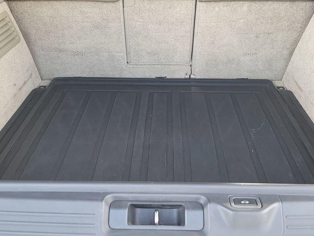 Used 2016 Land Rover Range Rover HSE image 33