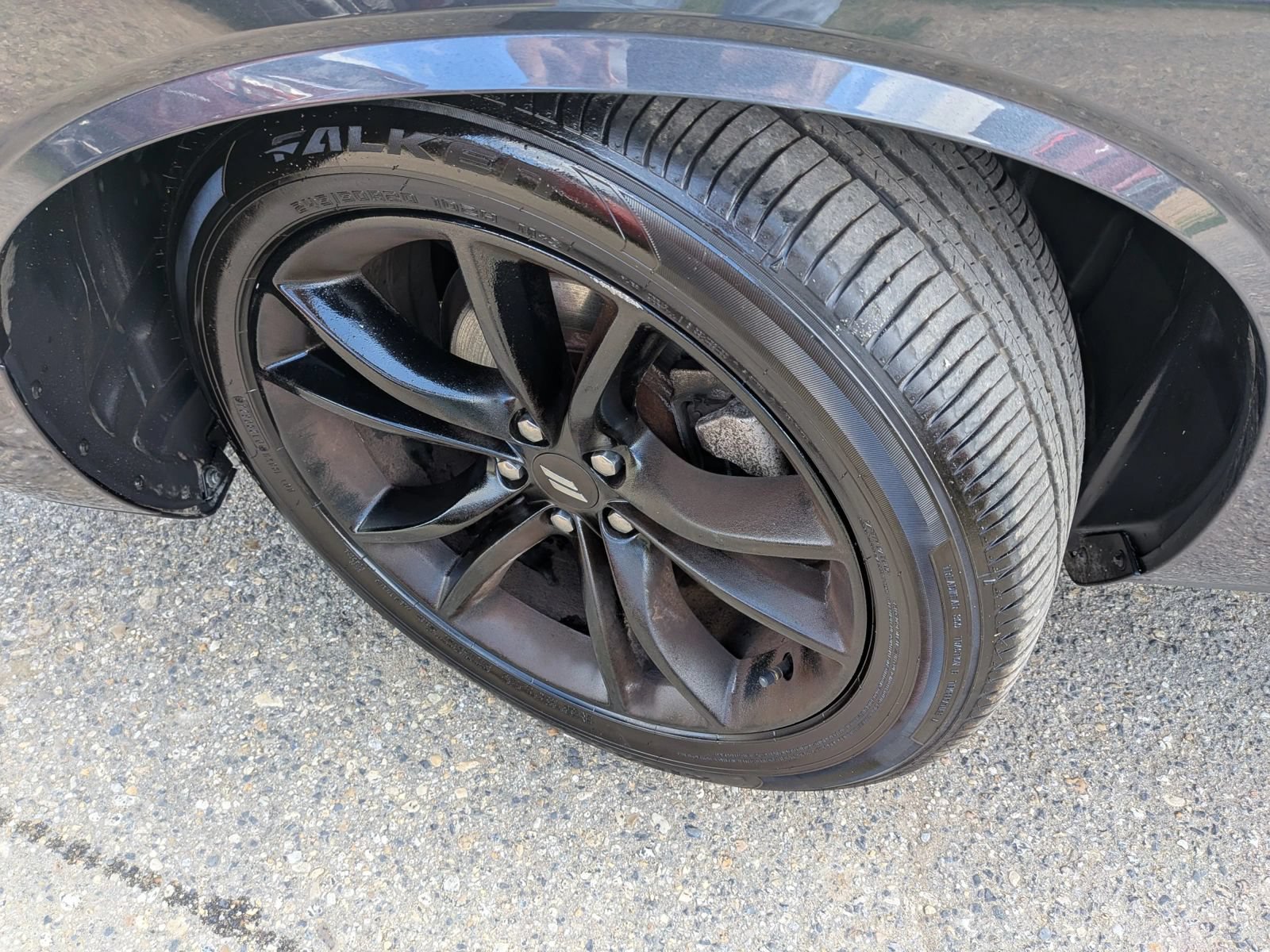 Used 2017 Dodge Challenger SXT w/ Blacktop Package RWD image 12