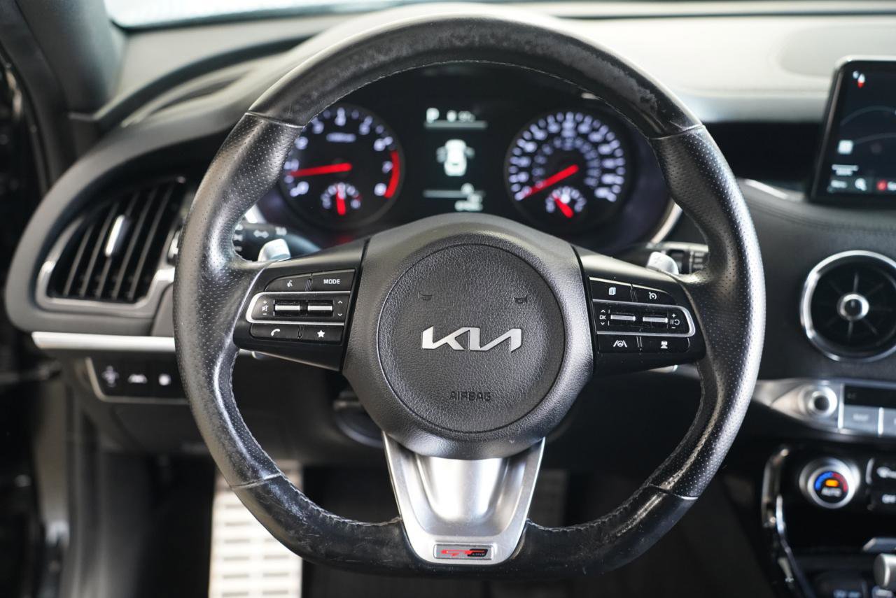 Used 2022 Kia Stinger GT-Line w/ Sun & Sound Package AWD/4WD image 12