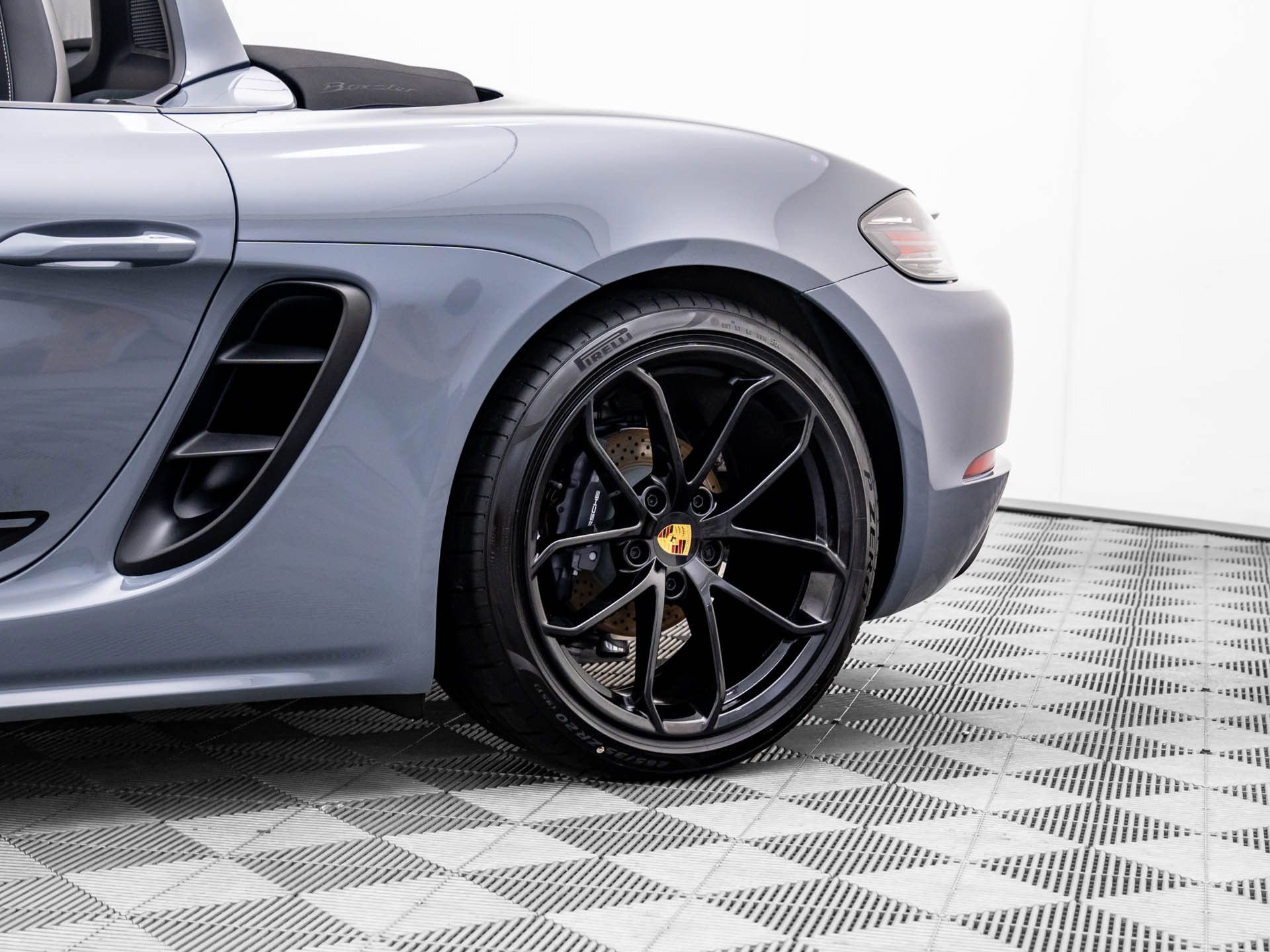 New 2025 Porsche 718 Boxster image 32