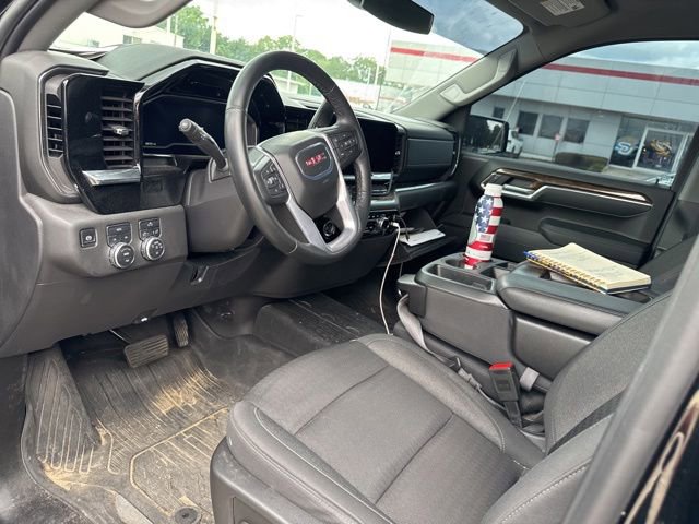 Used 2024 GMC Sierra 1500 Elevation w/ LPO, Elevation Black Package AWD/4WD image 29