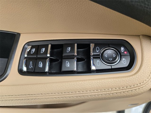 Used 2020 Porsche Macan image 17