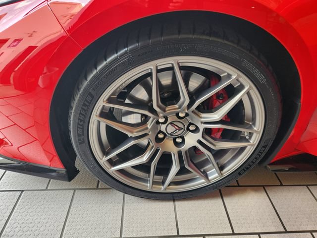 Used 2024 Chevrolet Corvette Z06 RWD image 9