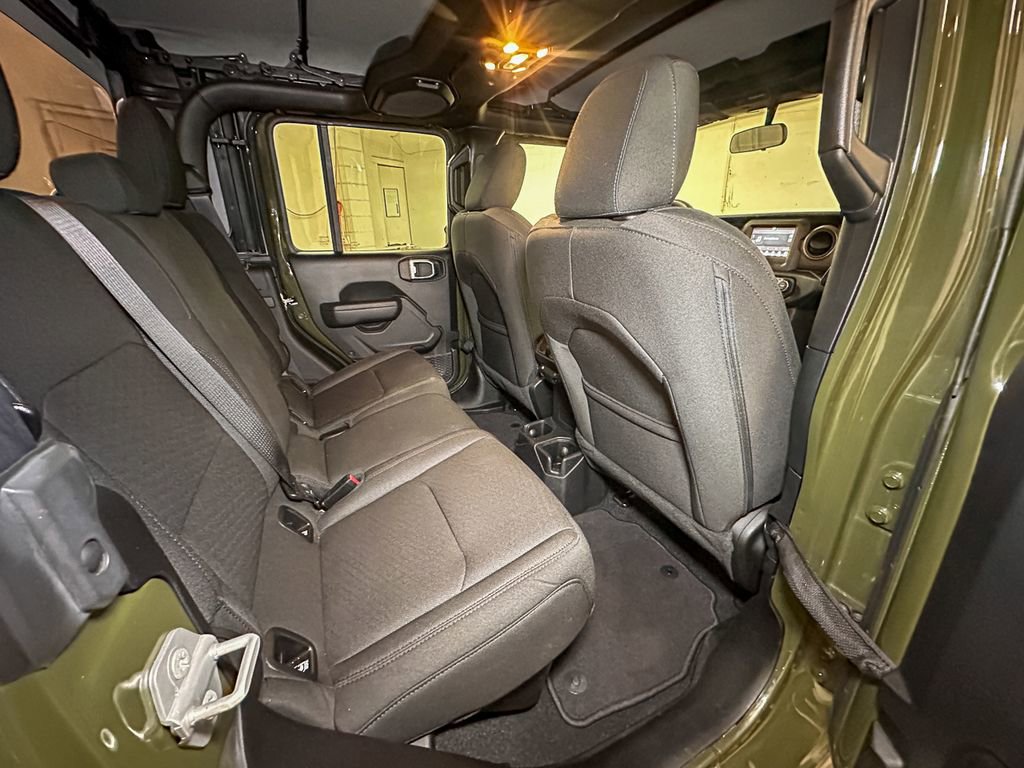 Certified 2023 Jeep Gladiator Sport image 26