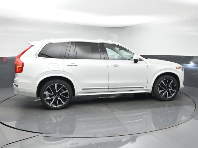 Used 2024 Volvo XC90 B5 Plus w/ Protection Package Premier AWD/4WD image 9