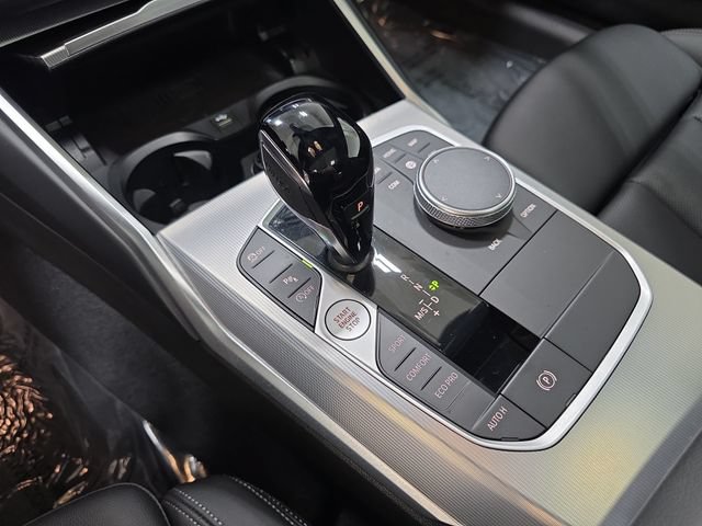 Used 2022 BMW 230i Coupe w/ Premium Package 2 RWD image 25