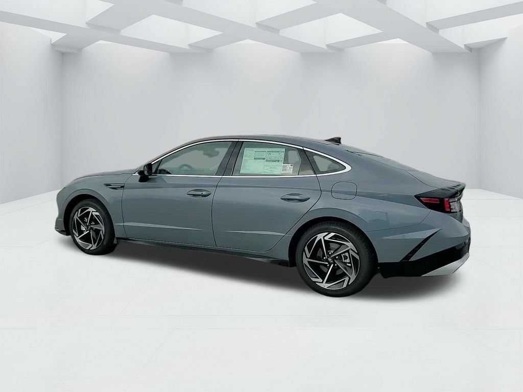 New 2026 Hyundai Sonata SEL FWD image 8