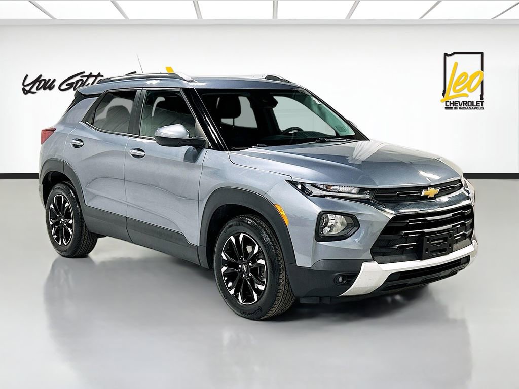 Used 2021 Chevrolet TrailBlazer LT w/ Convenience Package image 3