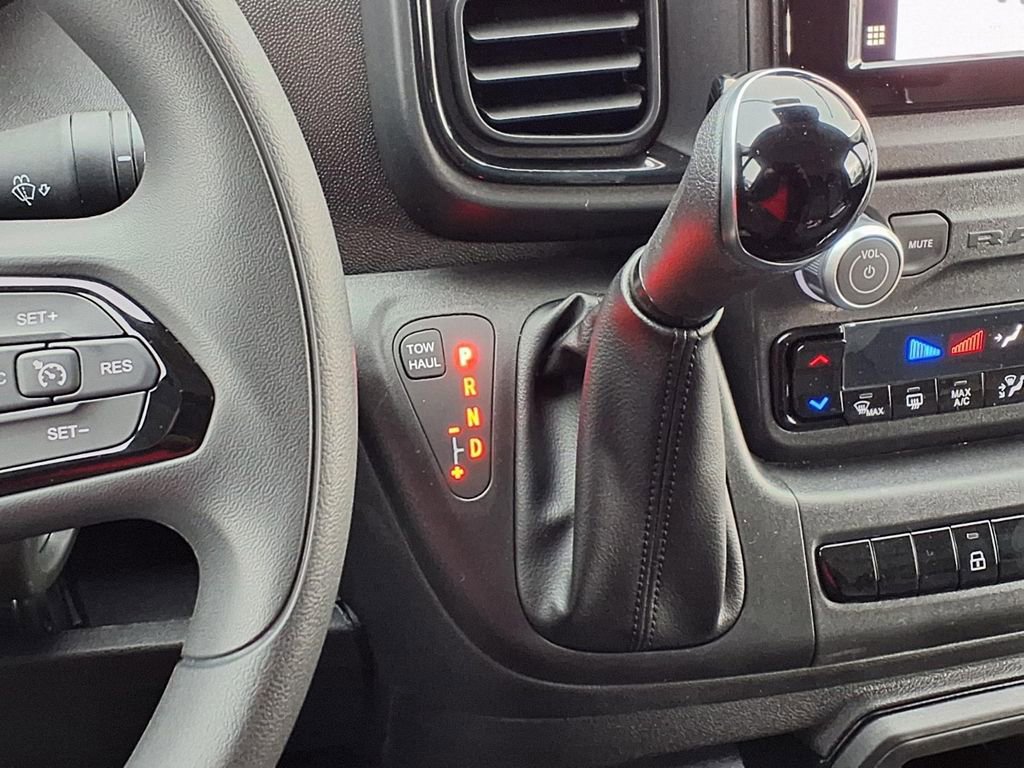 New 2026 RAM ProMaster 2500 w/ Convenience Group image 9