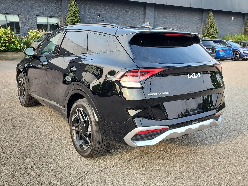 Used 2024 Kia Sportage SX AWD/4WD image 5