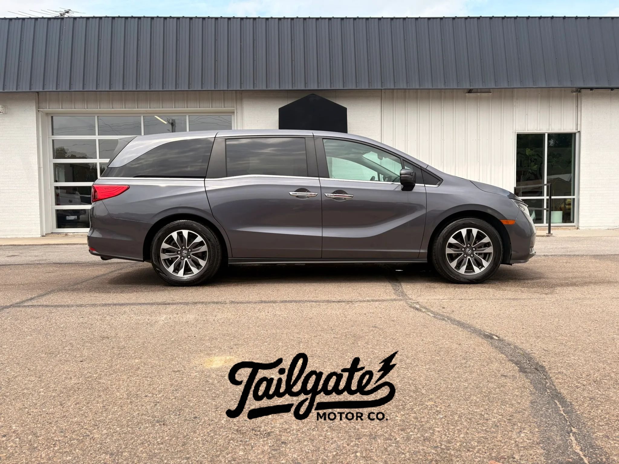 Used 2024 Honda Odyssey EX-L video 1